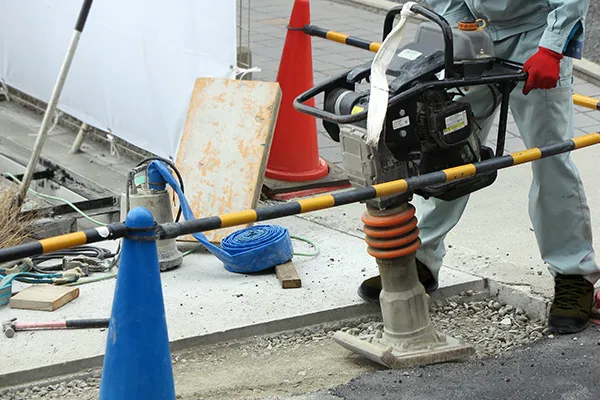 河川工事の施工現場